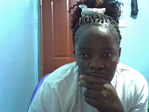 Snapshot of Ebonyceline chatting on March 13, 2026, 5:41 pm Ebonyceline online show from March 13, 2026, 5:41 pm