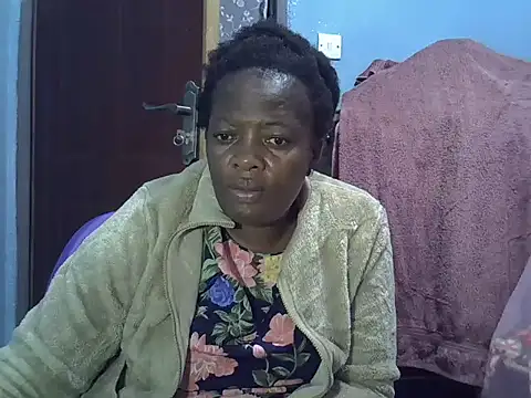 Snapshot of Ebonyceline chatting on May 1, 2026, 8:02 pm Ebonyceline online show from May 1, 2026, 8:02 pm