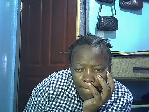 Snapshot of Ebonyceline chatting on May 3, 2026, 7:03 am Ebonyceline online show from May 3, 2026, 7:03 am