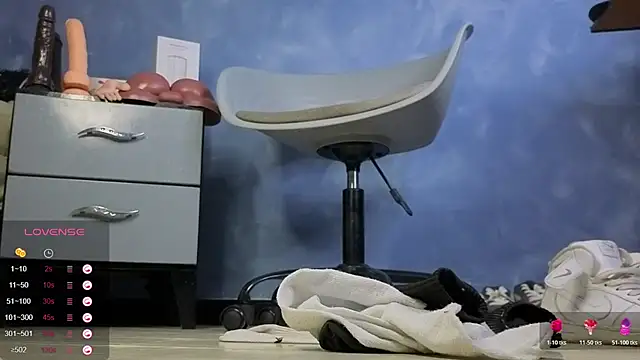 Snapshot of TomLover_12 chatting on February 1, 2026, 10:30 pm TomLover 12 online show from February 1, 2026, 10:30 pm