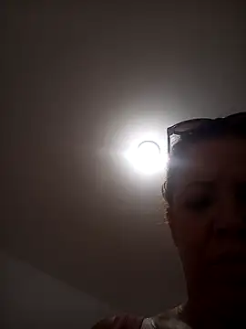 CASADASIGILO2 online show from February 17, 2026, 4:46 pm