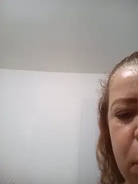 Snapshot of CASADASIGILO2 chatting on May 7, 2026, 2:28 am CASADASIGILO2 online show from May 7, 2026, 2:28 am