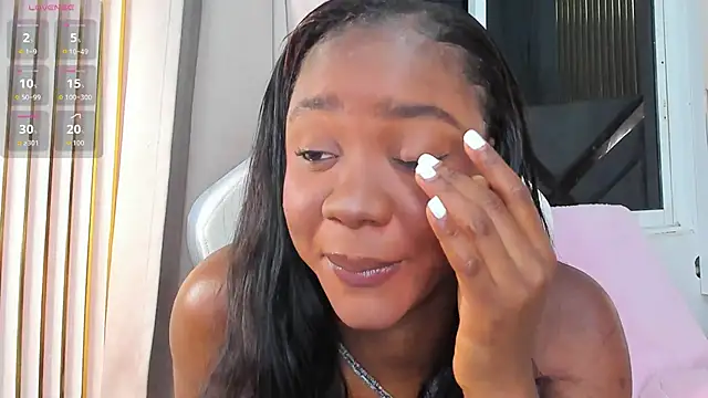 GianinaLewis online show from April 24, 2026, 1:46 pm