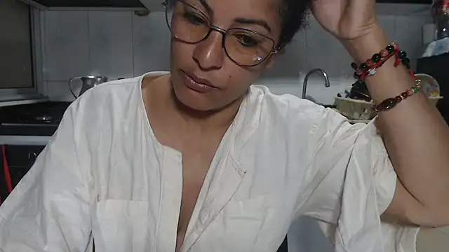 kateleyagrey online show from October 11, 2025, 10:58 am