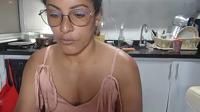 kateleyagrey online show from October 27, 2025, 7:07 pm