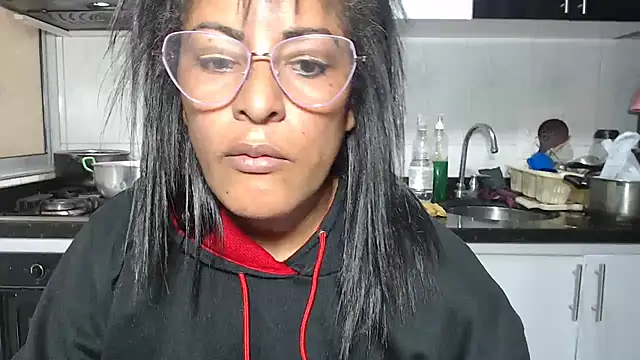 kateleyagrey online show from June 24, 2026, 7:24 pm