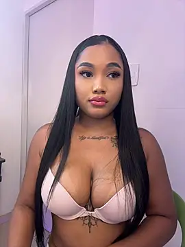 TianaaJackson online show from July 17, 2026, 8:46 pm