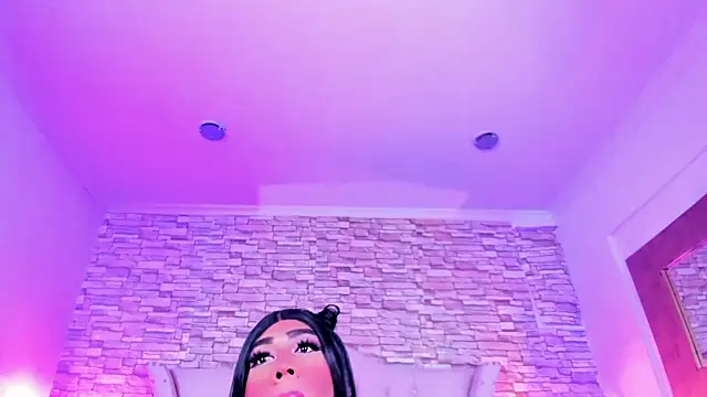 Lucia-sex online show from February 28, 2026, 3:18 am