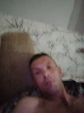 Snapshot of liderek83 chatting on June 21, 2026, 1:30 am liderek83 online show from June 21, 2026, 1:30 am