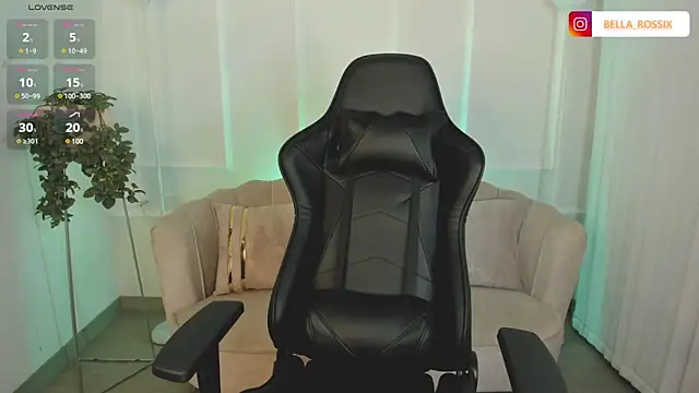 Snapshot of BellaRossii chatting on March 6, 2025, 12:00 am BellaRossii online show from March 6, 2025, 12:00 am