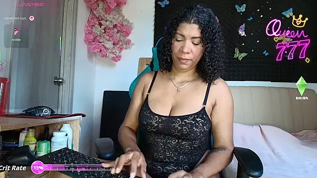 Snapshot of Hot_Brunette34 chatting on August 1, 2026, 6:29 pm Hot Brunette34 online show from August 1, 2026, 6:29 pm