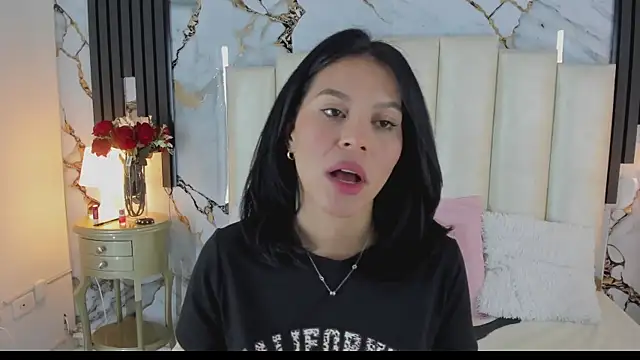 lulumars online show from April 30, 2026, 4:41 am