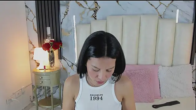 Snapshot of lulumars chatting on May 21, 2026, 4:52 am lulumars online show from May 21, 2026, 4:52 am