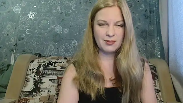 BlondeFox online show from July 13, 2026, 2:47 am