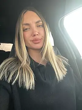 AngelinaMoore online show from February 15, 2025, 10:55 am