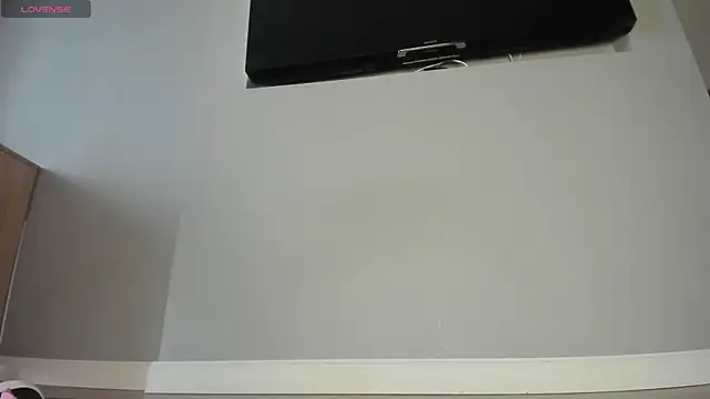Snapshot of AngelinaMoore chatting on June 17, 2026, 4:48 am AngelinaMoore online show from June 17, 2026, 4:48 am