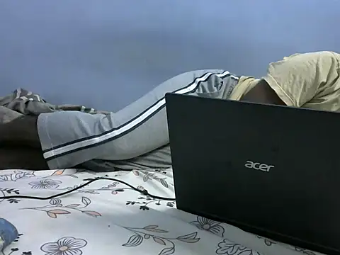 Snapshot of chennai24callboy chatting on January 7, 2025, 6:24 pm chennai24callboy online show from January 7, 2025, 6:24 pm