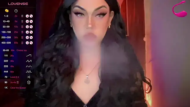 Snapshot of madam_agnes1 chatting on June 7, 2026, 11:08 pm madam agnes1 online show from June 7, 2026, 11:08 pm