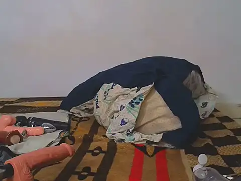 Snapshot of Cutteychiky chatting on November 26, 2025, 8:21 pm Cutteychiky online show from November 26, 2025, 8:21 pm