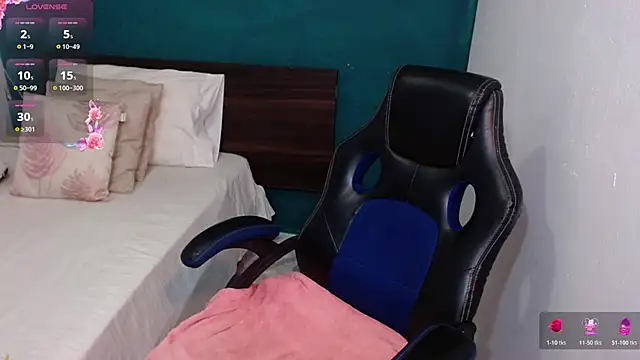 scaelettdubois online show from November 23, 2025, 11:26 pm