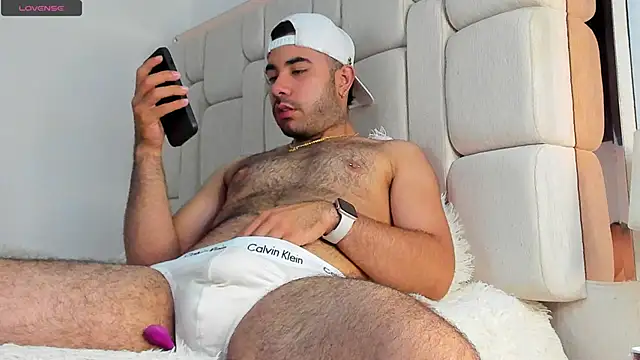 Snapshot of Jampool19 chatting on January 16, 2025, 10:21 am Jampool19 online show from January 16, 2025, 10:21 am