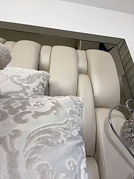 Snapshot of ALISSON_FOXXX1 chatting on November 29, 2025, 4:54 pm ALISSON FOXXX1 online show from November 29, 2025, 4:54 pm