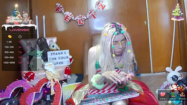 Snapshot of Skinygirl chatting on December 12, 2024, 11:03 pm Skinygirl online show from December 12, 2024, 11:03 pm