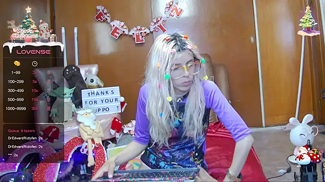 Snapshot of Skinygirl chatting on December 20, 2024, 3:03 am Skinygirl online show from December 20, 2024, 3:03 am