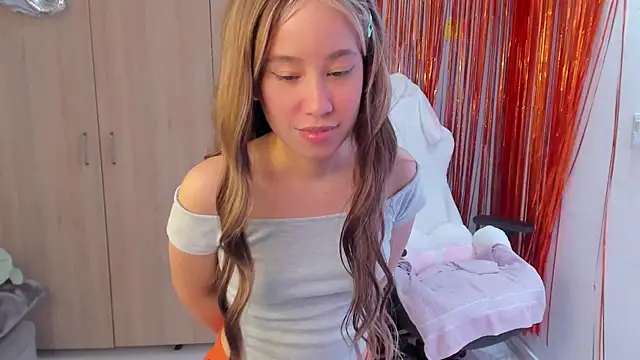 Anto herrera online show from December 17, 2025, 8:26 pm