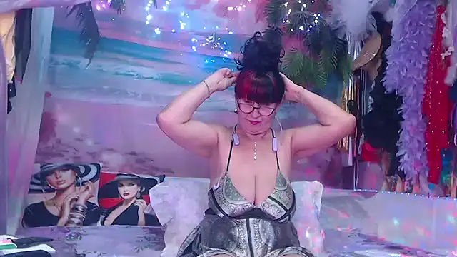 NightOrhideya online show from September 23, 2025, 12:08 pm