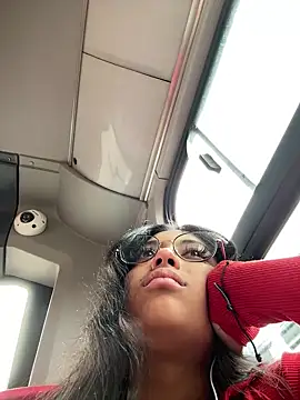 vaness weet online show from February 13, 2025, 7:10 pm