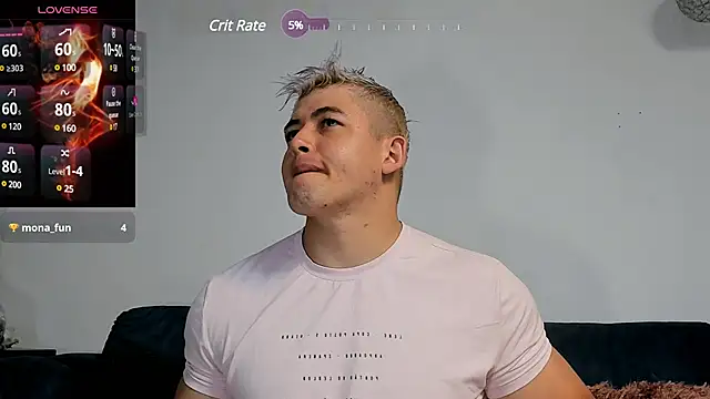 Snapshot of Leonsmoron chatting on January 2, 2025, 10:26 am Leonsmoron online show from January 2, 2025, 10:26 am