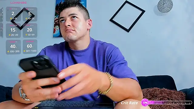 Snapshot of Leonsmoron chatting on September 17, 2025, 10:00 pm Leonsmoron online show from September 17, 2025, 10:00 pm