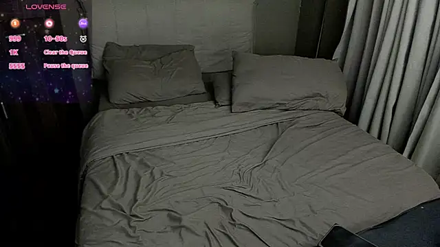 MissAyaCollins online show from May 2, 2026, 3:44 am