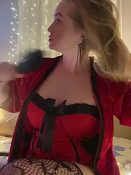 Snapshot of Lady__Maria chatting on December 6, 2024, 4:06 pm Lady Maria online show from December 6, 2024, 4:06 pm