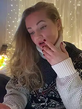 Snapshot of Lady__Maria chatting on December 14, 2024, 6:41 pm Lady Maria online show from December 14, 2024, 6:41 pm