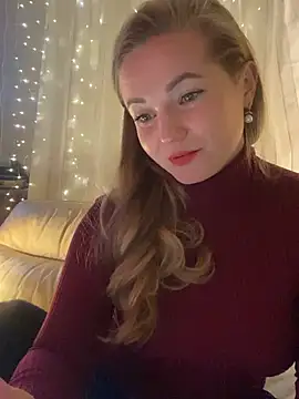 Snapshot of Lady__Maria chatting on December 15, 2024, 7:42 pm Lady Maria online show from December 15, 2024, 7:42 pm