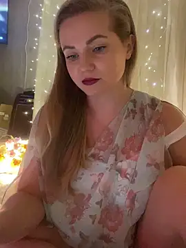 Snapshot of Lady__Maria chatting on December 22, 2024, 7:31 pm Lady Maria online show from December 22, 2024, 7:31 pm