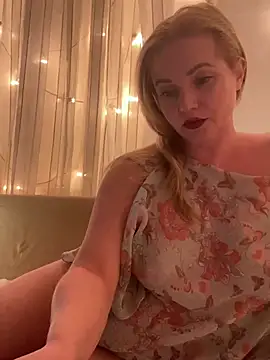 Snapshot of Lady__Maria chatting on January 10, 2025, 5:02 pm Lady Maria online show from January 10, 2025, 5:02 pm