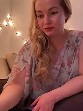 Snapshot of Lady__Maria chatting on March 9, 2025, 8:10 pm Lady Maria online show from March 9, 2025, 8:10 pm