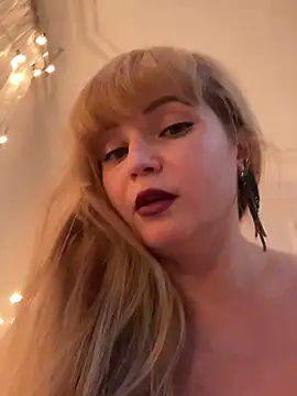 Snapshot of Lady__Maria chatting on March 12, 2025, 4:46 pm Lady Maria online show from March 12, 2025, 4:46 pm