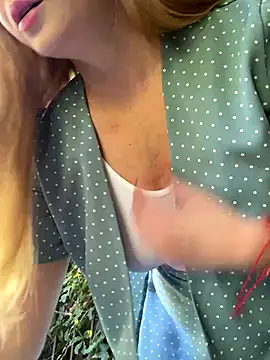 Snapshot of Lady__Maria chatting on September 24, 2025, 9:45 am Lady Maria online show from September 24, 2025, 9:45 am