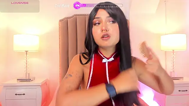 Emma Torres   online show from February 12, 2025, 12:01 pm