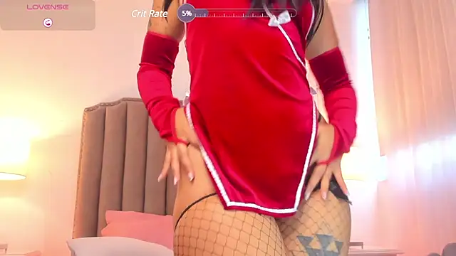 Emma Torres   online show from February 12, 2025, 3:05 pm