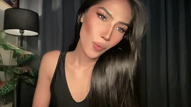 Bella Gordon online show from September 11, 2025, 6:46 am