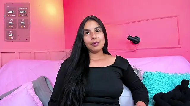 Snapshot of Desipleasure chatting on July 3, 2026, 8:15 pm Desipleasure online show from July 3, 2026, 8:15 pm