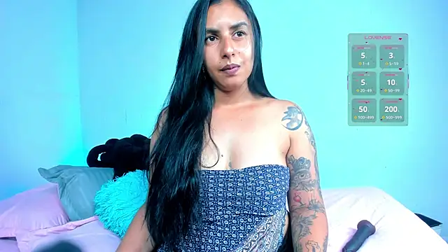 Snapshot of Desipleasure chatting on July 29, 2026, 8:07 pm Desipleasure online show from July 29, 2026, 8:07 pm