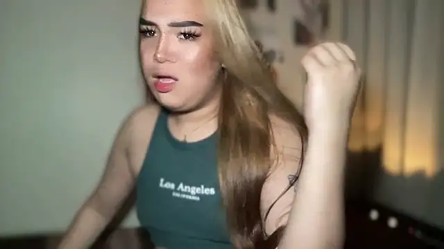 MissCataleyaxxx online show from March 2, 2025, 12:01 pm