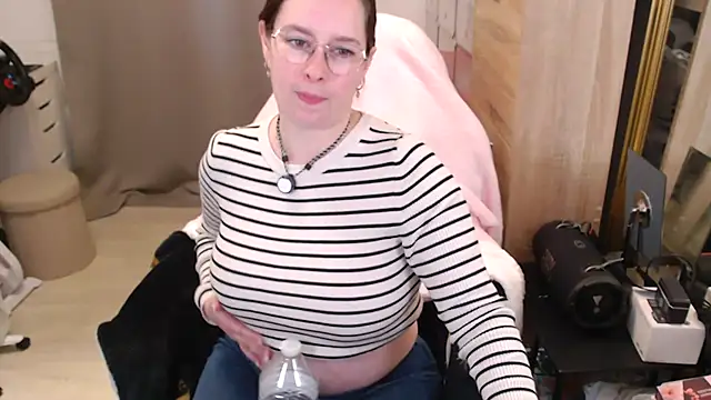 Amai Live online show from March 19, 2026, 9:57 am