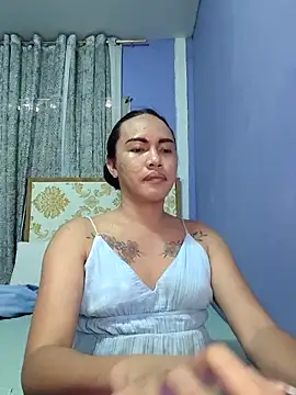 Snapshot of lady_kim_boner chatting on May 7, 2026, 7:25 am lady kim boner online show from May 7, 2026, 7:25 am